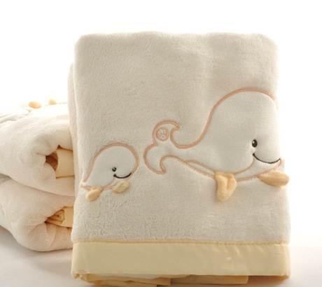 加厚珊瑚绒毯子批发 儿童可爱卡通白色绣花珊瑚绒毯—苏州婴幼用品